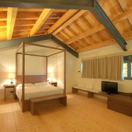 Agriturismo Colombarino Farm stay *