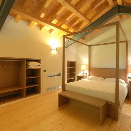 Farm stay Agriturismo Colombarino Desenzano del Garda